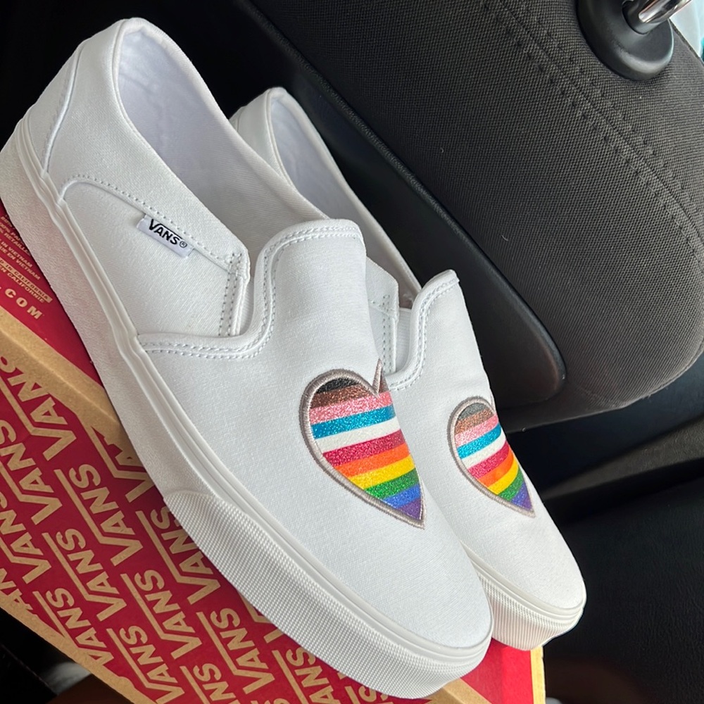 pride glitter/white vans